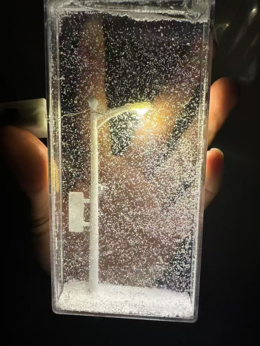 Snowy Night Street Lamp DIY Kit